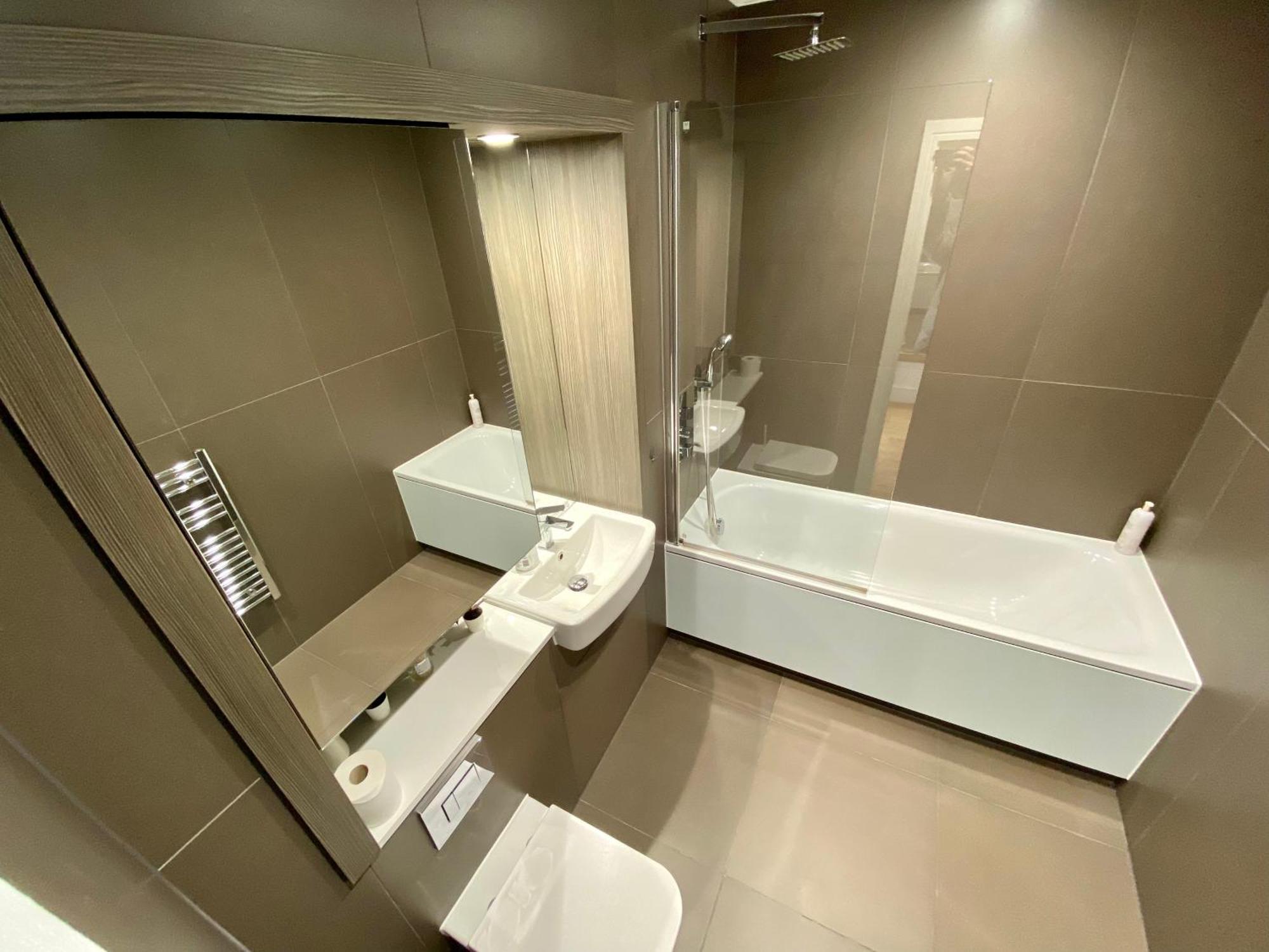 Spacious 2 Bedroom Penthouse Retreat ロンドン エクステリア 写真