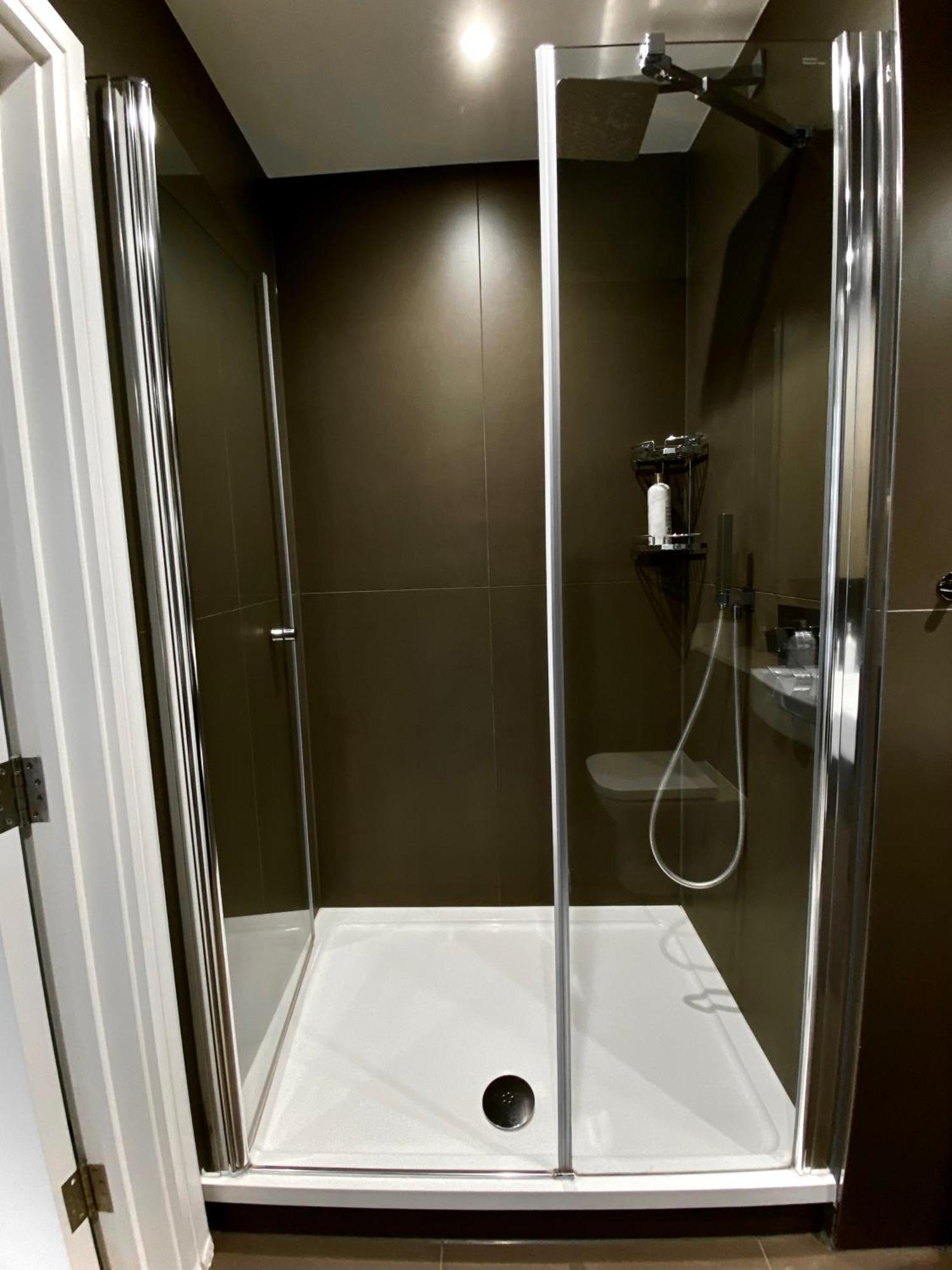 Spacious 2 Bedroom Penthouse Retreat ロンドン エクステリア 写真